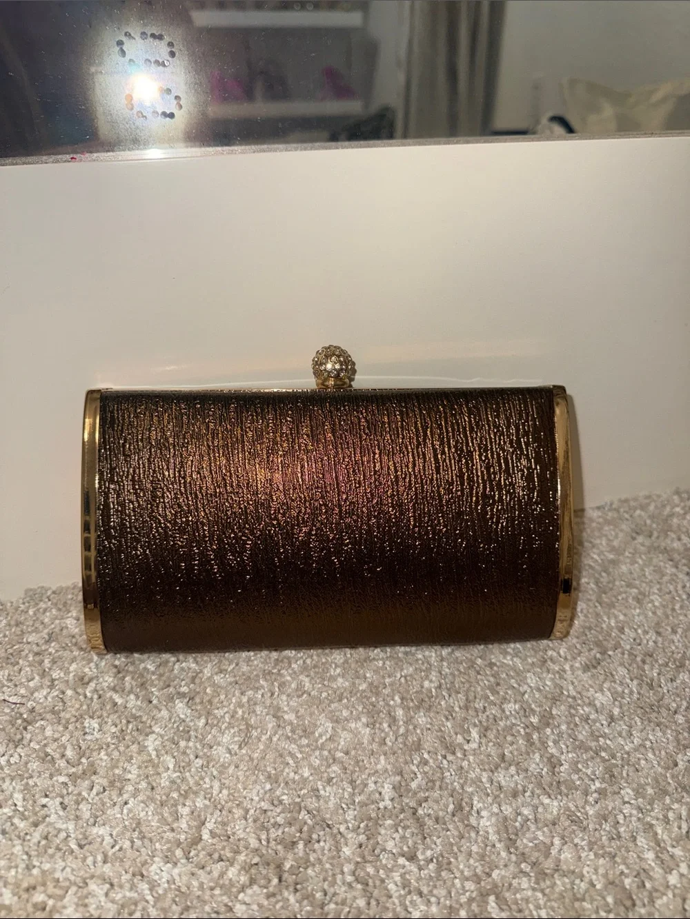 Amazon sleek metallic